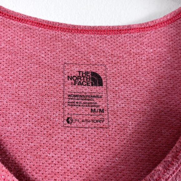 Red Women's The North Face T-Shirt M - Picture 2 of 5